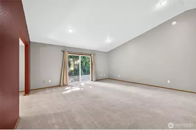 7011 47th Avenue E, Tacoma, WA 98443 - Photo 7