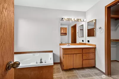 7011 47th Avenue E, Tacoma, WA 98443 - Photo 21