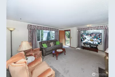 25033 20th Avenue S, Des Moines, WA 98198 - Photo 7