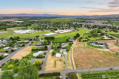 1605 S 80th Avenue, Yakima, WA 98902 - Photo 27