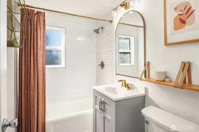 7439 S 116th Place, Seattle, WA 98178 - Photo 11