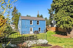 7439 S 116th Pl, Seattle, WA 98178 - Photo 17