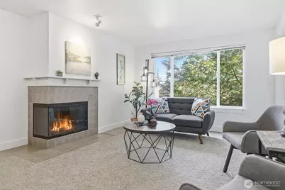 300 N 130th Street W #2205, Seattle, WA 98133 - Photo 3