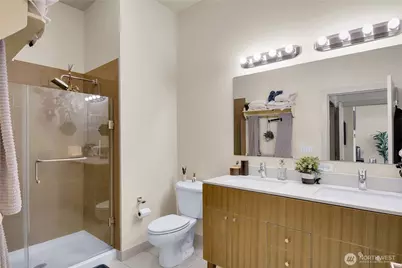 530 Broadway E #328, Seattle, WA 98102 - Photo 9