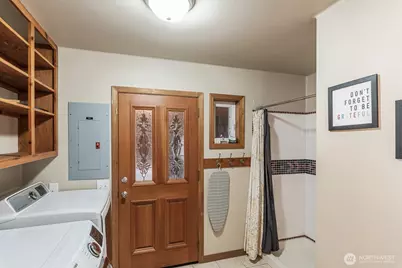 2681 S East Camano Dr, Camano Island, WA 98282 - Photo 11