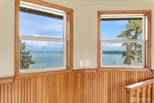 2681 S East Camano Dr, Camano Island, WA 98282 - Photo 21