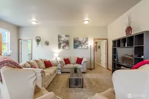 2681 S East Camano Dr, Camano Island, WA 98282 - Photo 31