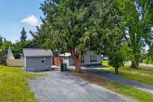 501 35th St, Anacortes, WA 98221 - Photo 7