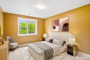 13128 SE Newport Way, Bellevue, WA 98006 - Photo 29