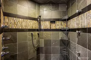 13128 SE Newport Way, Bellevue, WA 98006 - Photo 27
