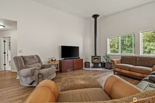 2021 Doe Dr, Oak Harbor, WA 98277 - Photo 7