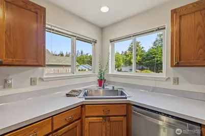 2021 Doe Dr, Oak Harbor, WA 98277 - Photo 13