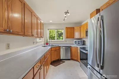 2021 Doe Dr, Oak Harbor, WA 98277 - Photo 15