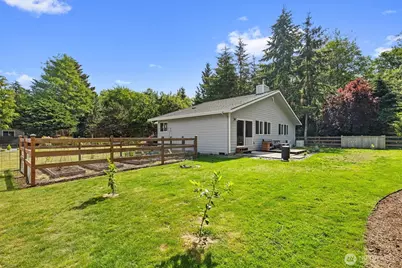 2021 Doe Dr, Oak Harbor, WA 98277 - Photo 33