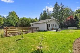 2021 Doe Dr, Oak Harbor, WA 98277 - Photo 33
