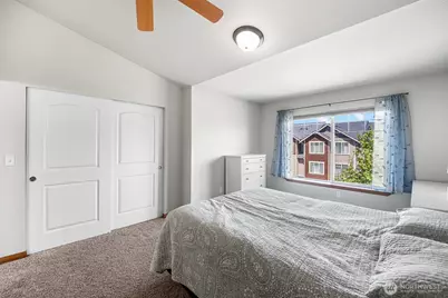 524 Pilchuck Path, Everett, WA 98201 - Photo 13