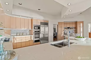 9233 Olympic View Dr, Edmonds, WA 98020 - Photo 13