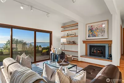 9233 Olympic View Drive, Edmonds, WA 98020 - Photo 27