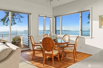 9233 Olympic View Drive, Edmonds, WA 98020 - Photo 15
