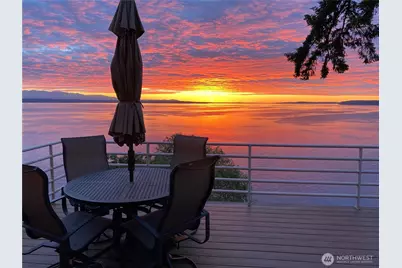 9233 Olympic View Drive, Edmonds, WA 98020 - Photo 37