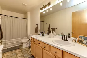 1502 Jensen Ave, DuPont, WA 98327 - Photo 19