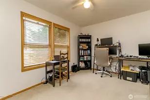1502 Jensen Ave, DuPont, WA 98327 - Photo 15