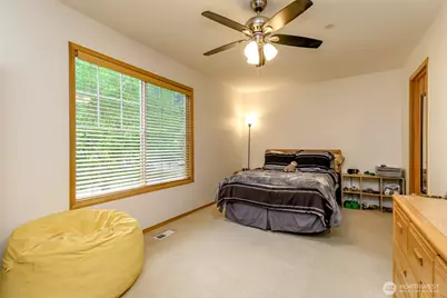 1502 Jensen Avenue, DuPont, WA 98327 - Photo 17