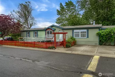 337 Redwood Street, Enumclaw, WA 98022 - Photo 1