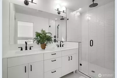 2127 2nd Avenue N, Seattle, WA 98109 - Photo 13
