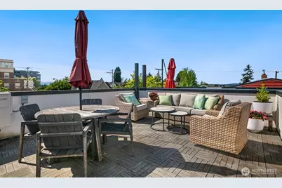 2127 2nd Avenue N, Seattle, WA 98109 - Photo 1