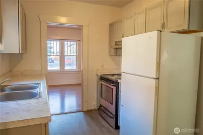 615 1st Street, Wenatchee, WA 98801 - Photo 11