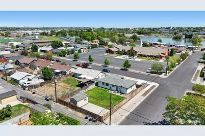 1046 W Gem Avenue, Moses Lake, WA 98837 - Photo 33