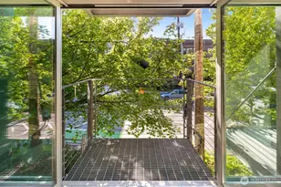 1310 E Union St, Seattle, WA 98122 - Photo 23