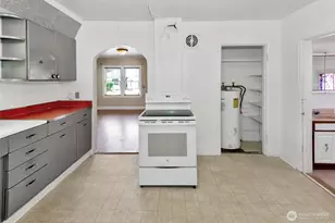 8421 S D St, Tacoma, WA 98444 - Photo 7