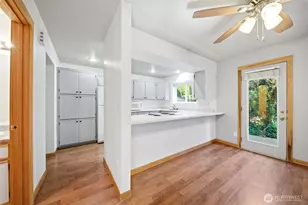 7509 NE Vancouver Mall Dr, Vancouver, WA 98662 - Photo 9