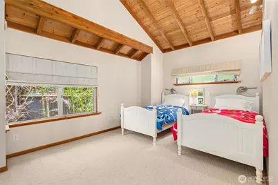 16221 Reitan Road NE, Bainbridge Island, WA 98110 - Photo 25