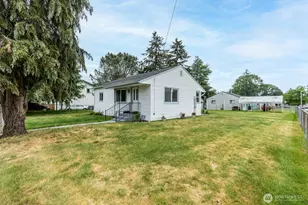 11711 12th Ave S, Parkland, WA 98444 - Photo 1