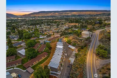 1818 Skyline Drive #32, Wenatchee, WA 98801 - Photo 7