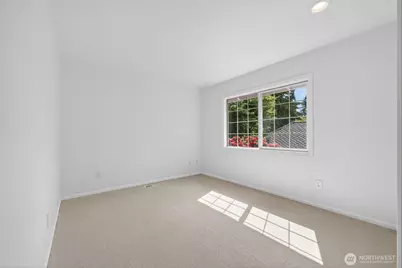 12610 NE 68th Place, Kirkland, WA 98033 - Photo 27
