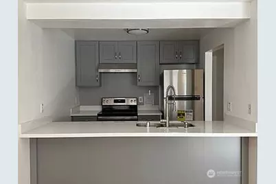 14020 SE 8th Street, Bellevue, WA 98007 - Photo 15