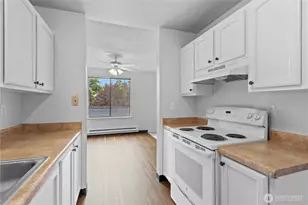 1832 S 330th St, Federal Way, WA 98003 - Photo 9