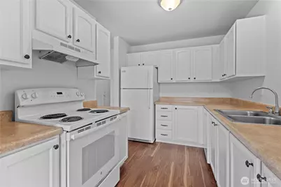 1832 S 330th Street #D, Federal Way, WA 98003 - Photo 7
