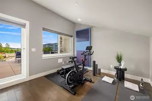998 NE High St, Issaquah, WA 98029 - Photo 27