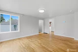 1132 Evans Ave W, Bremerton, WA 98312 - Photo 9