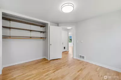 1132 Evans Avenue W, Bremerton, WA 98312 - Photo 23