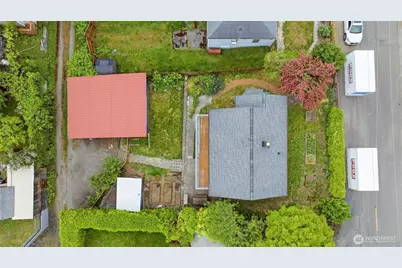 1132 Evans Avenue W, Bremerton, WA 98312 - Photo 7