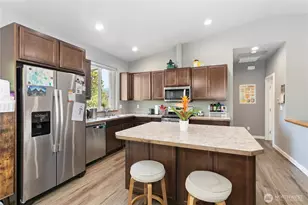 115 N 34th St, Bellingham, WA 98225 - Photo 9