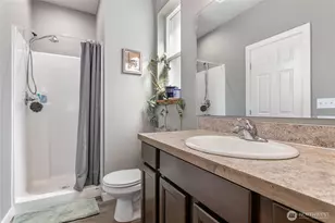 115 N 34th St, Bellingham, WA 98225 - Photo 13
