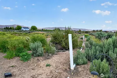 130 Red Tail Road, Yakima, WA 98908 - Photo 21