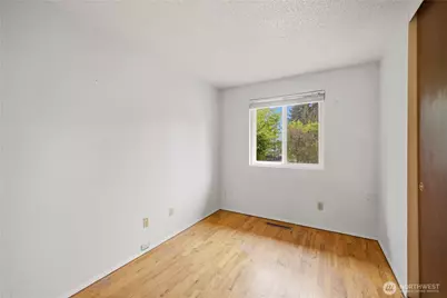2320 Maple Lane, Steilacoom, WA 98388 - Photo 13